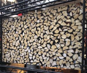 Hekwerk banner Boomstammen [338 *174]