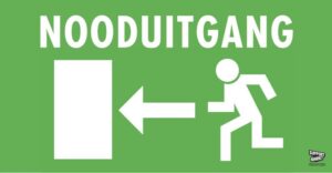 Nooduitgang <- links [hekwerkbanner 338 *174cm]