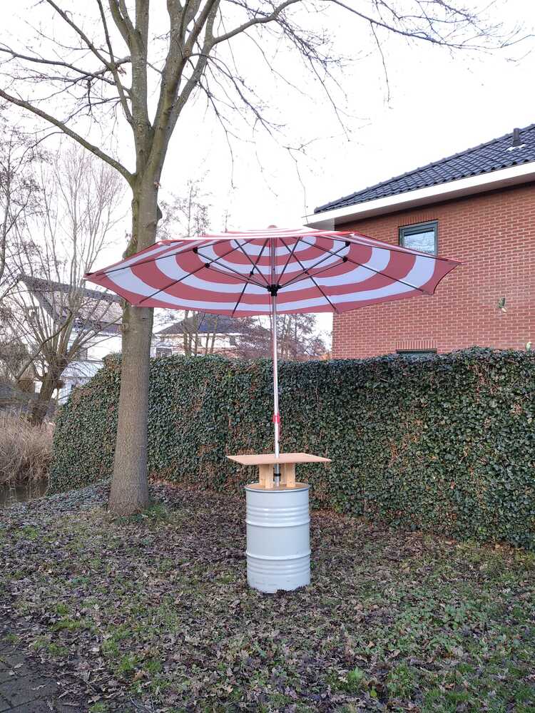 OlieTonTonSol | Statafel met Parasol Rood | Set van 2