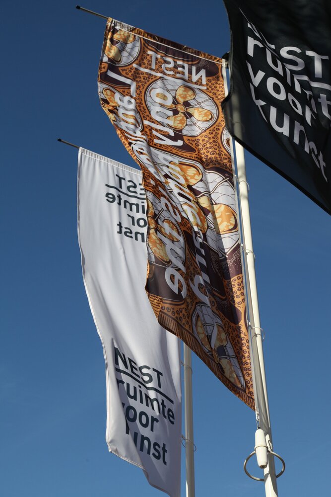 Vlaggenmast 6m met banier